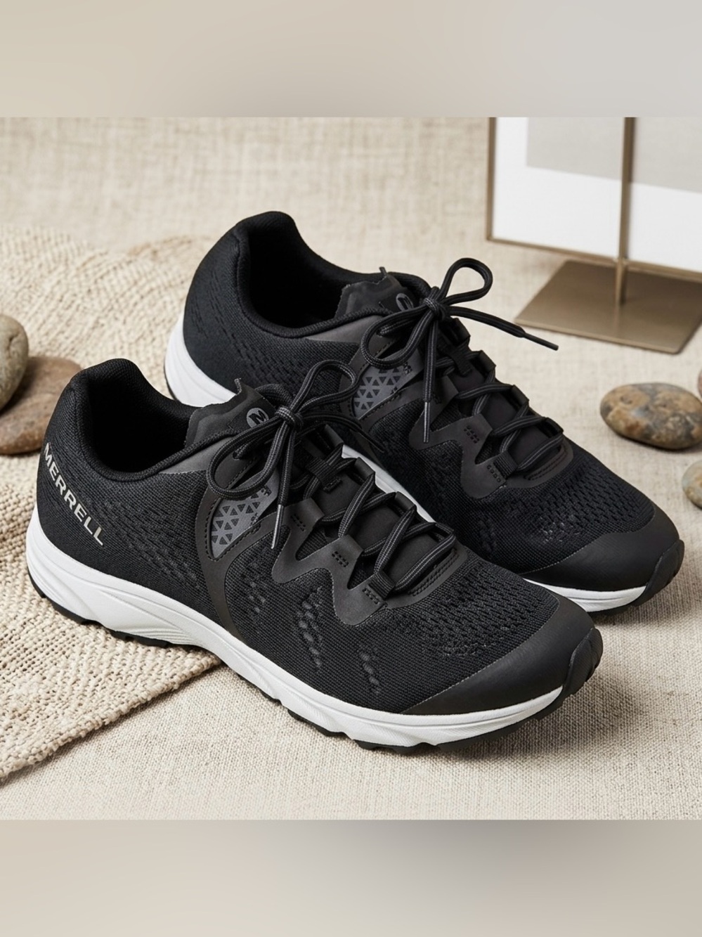 Merrell Women’s Black Riveter E-Mesh Sneaker - size 7 - outdoors- gym shoe